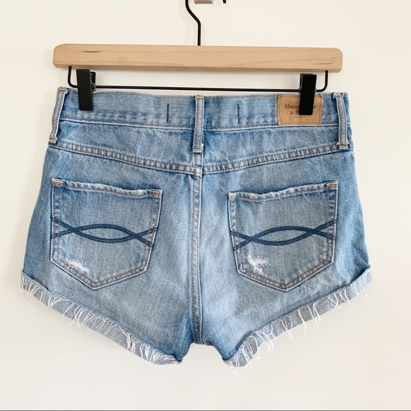 Abercrombie & Fitch Frayed Cut Off Jean Shorts, Blue, Size 26 - Picture 2 of 4